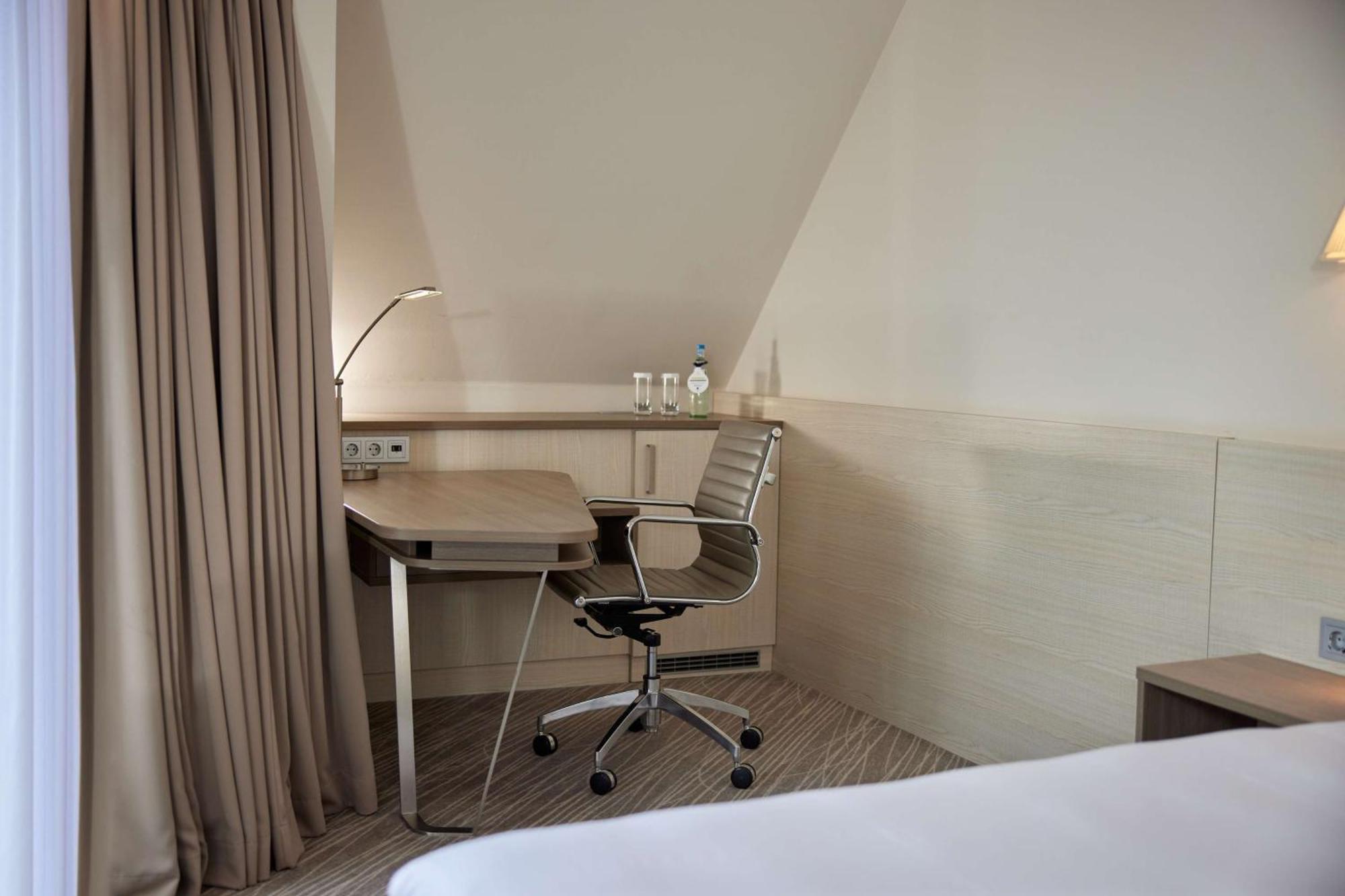 Doubletree By Hilton Hannover Schweizerhof Luaran gambar