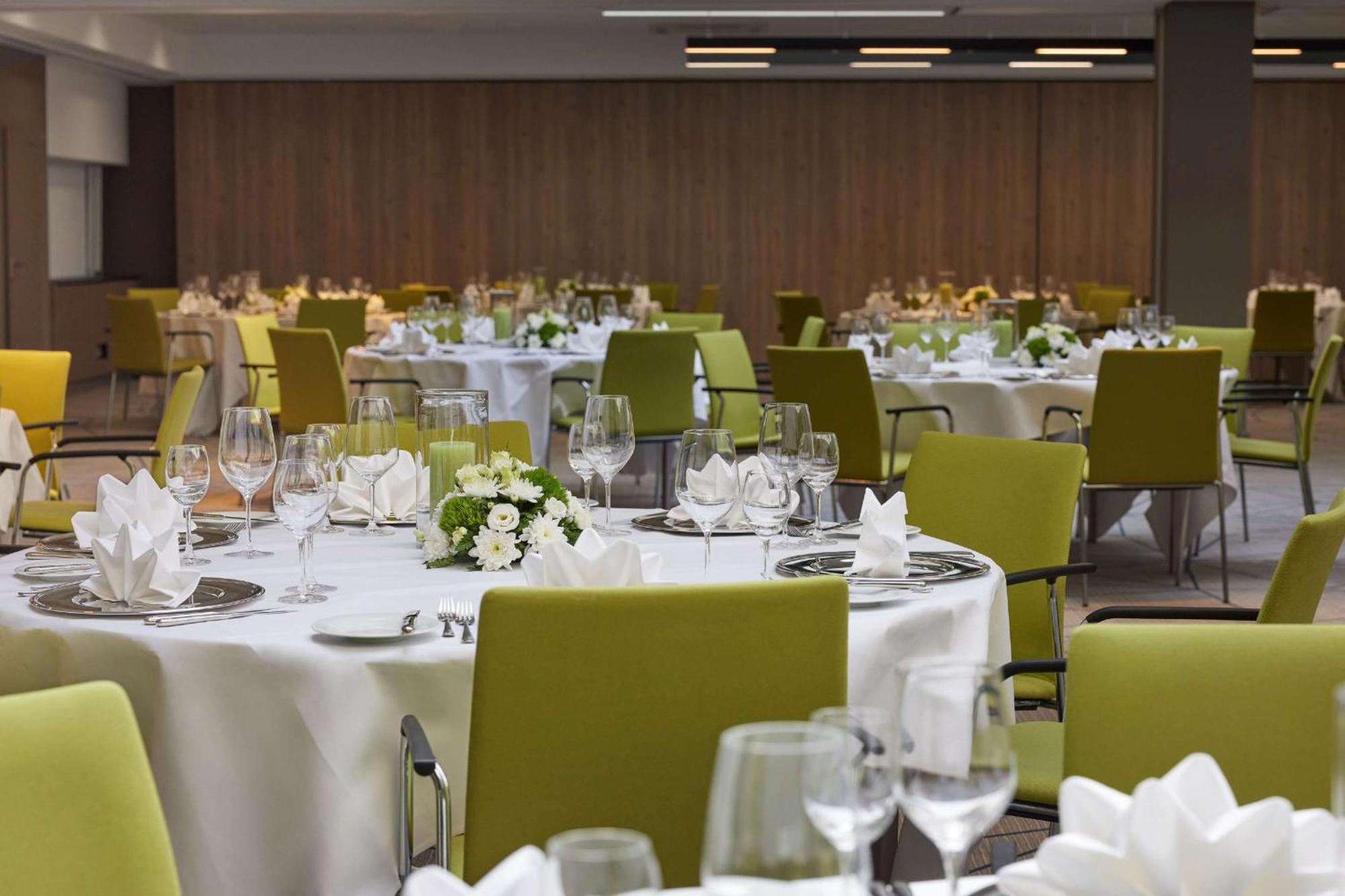 Doubletree By Hilton Hannover Schweizerhof Luaran gambar