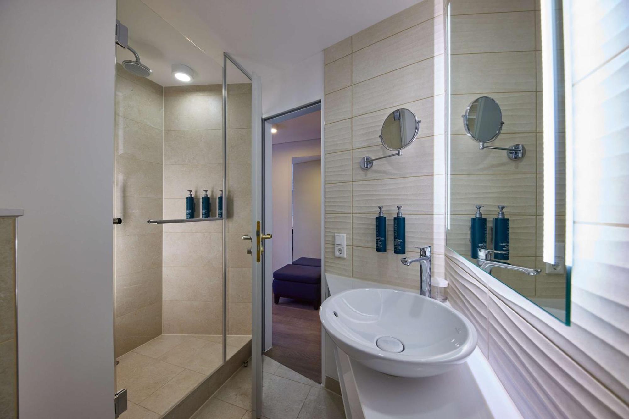 Doubletree By Hilton Hannover Schweizerhof Luaran gambar