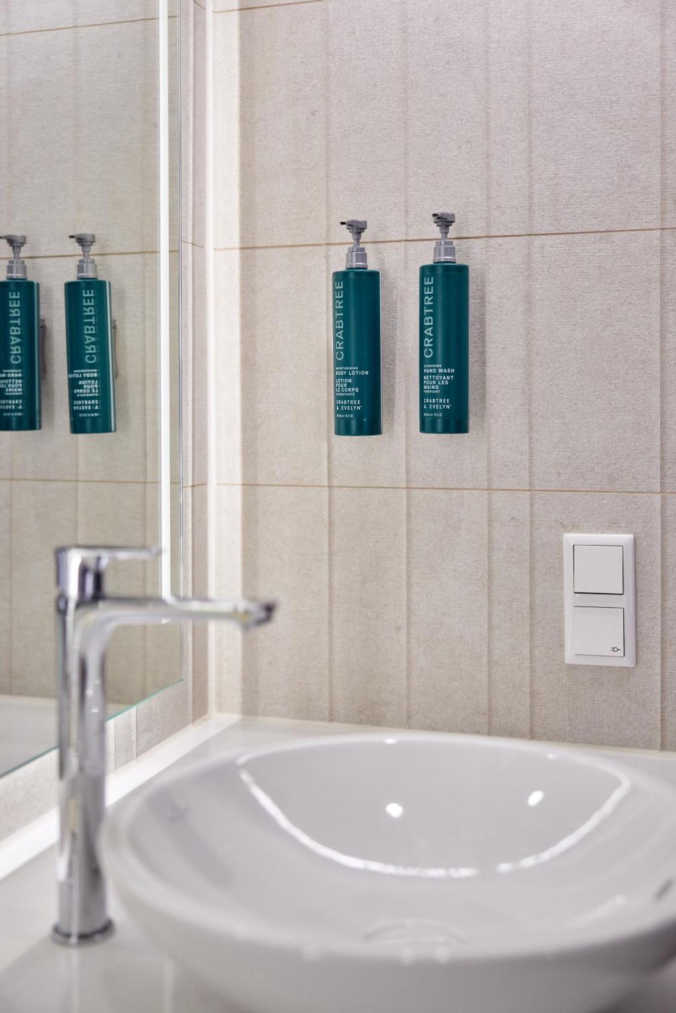 Doubletree By Hilton Hannover Schweizerhof Luaran gambar